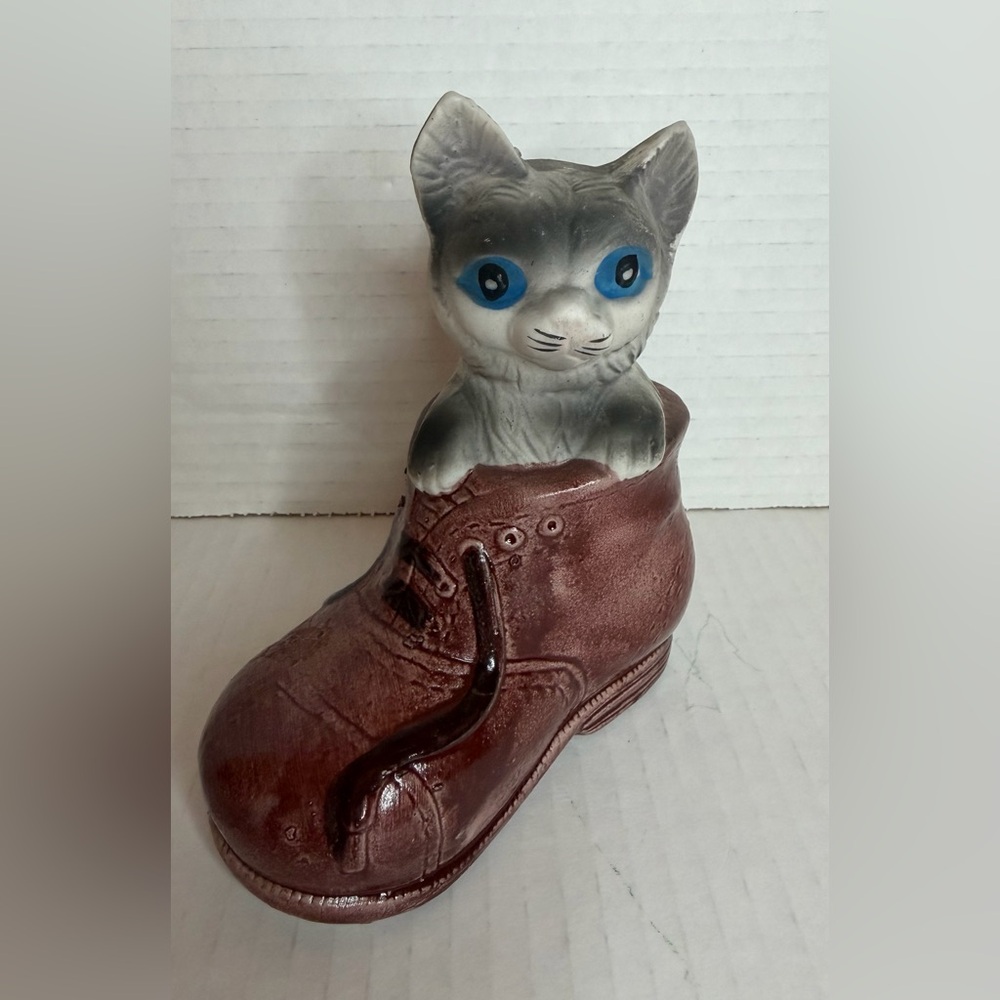 Vintage Ceramic Kitten In Boot Figurine Puss In Boots Kitty Cat Ceramic